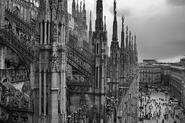 interfaccia software di editing con regolazioni base
